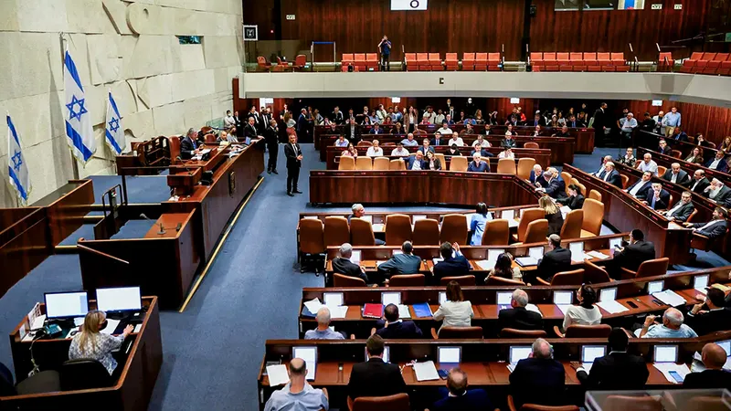 Netanyahu busca disolver el Parlamento para continuar gobernando Israel