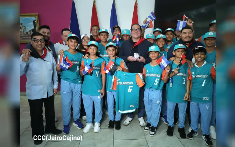 ¡Orgullo Patrio! Reciben como héroes a la Selección Infantil de Béisbol