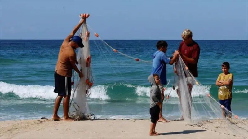 Muere un pescador palestino por disparos de armada israelí en Gaza