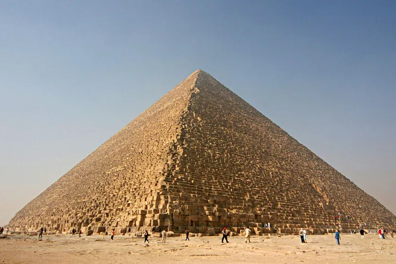 Llevamos décadas creyendo que la Gran Pirámide se construyó en una época. El último análisis de los expertos la sitúan 22.000 años antes
