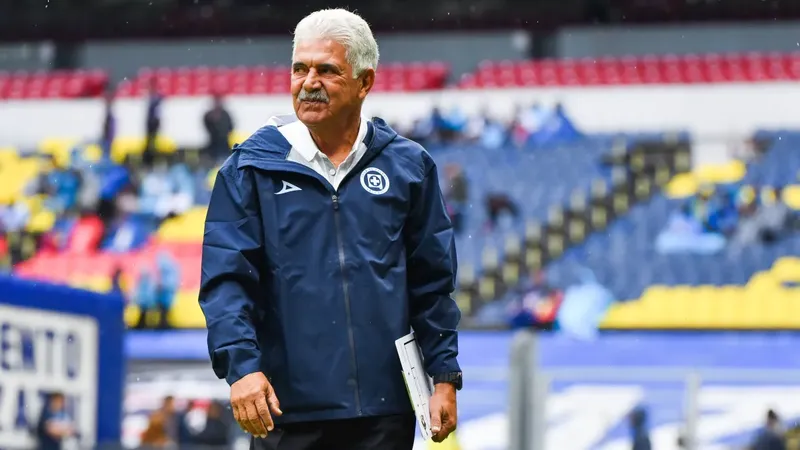 Tuca Ferretti insiste en que el América es bendecido por los árbitros
