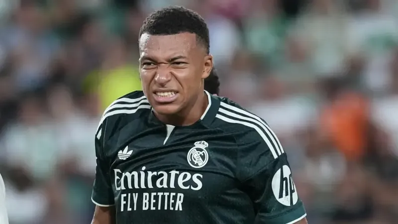 El 'policía' de la selección francesa, investigado: Mbappé le habría regalado 60.000 euros