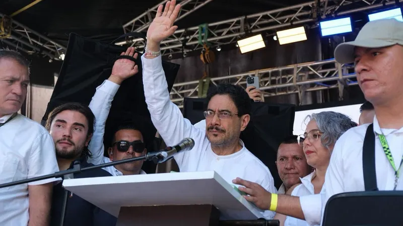 Iván Cepeda cuestiona los resultados preliminares en Colombia en un agridulce 'post mortem' electoral