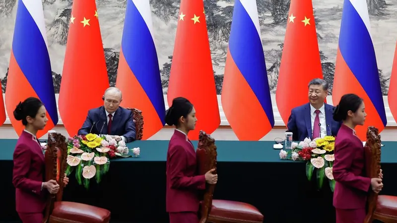 La reunión de Putin con Xi reafirma "el nuevo siglo de Eurasia", observan analistas