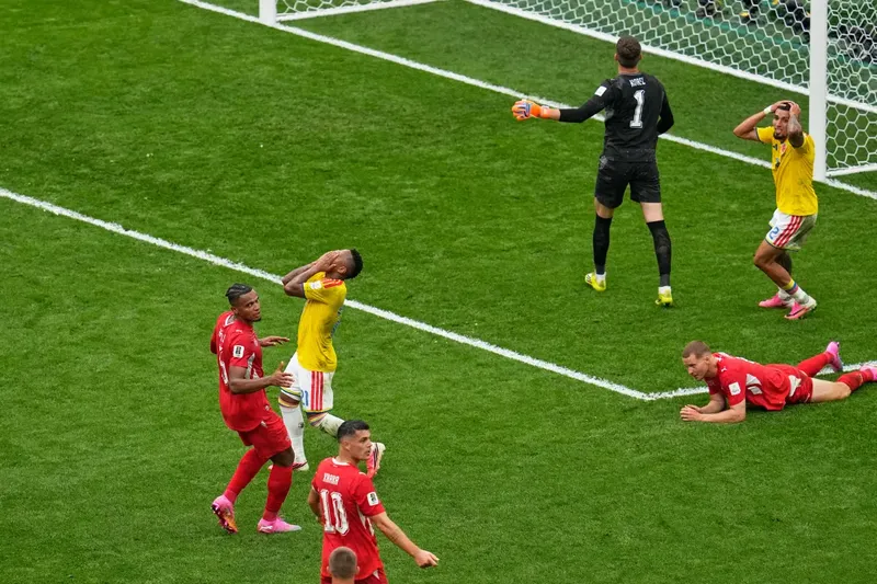 Colombia decepciona al caer en octavos de final a manos de Suiza