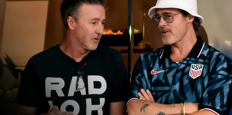 Edward Norton es captado «hablando solo» durante el Mundial 2026
