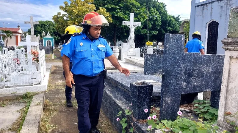 Alistan plan de atención a las familias y ferias de flores de cara al Día de los Difuntos