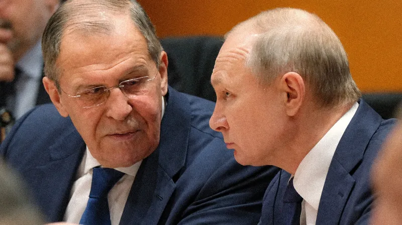 Lavrov califica de “payasada” las críticas de Europa y Ucrania al acuerdo de diésel