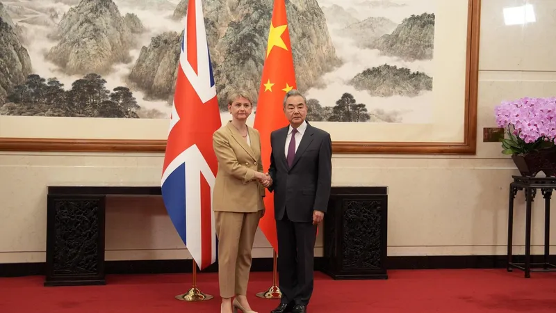 Esfuerzos del Reino Unido para ajustar su política hacia China "ofrecen una valiosa lección para Bruselas"