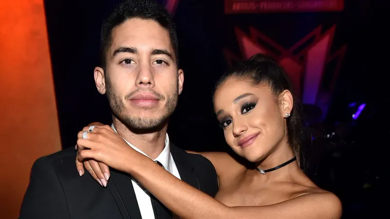 Ariana Grande y Ricky Alvarez retoman su romance tras una década de ruptura