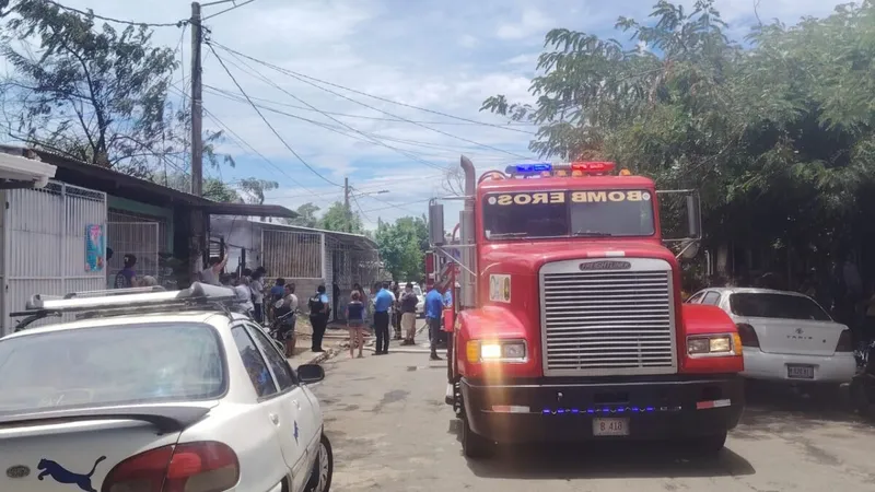 Roberto Cabrera pierde su casa en incendio en barrio José Dolores Estrada