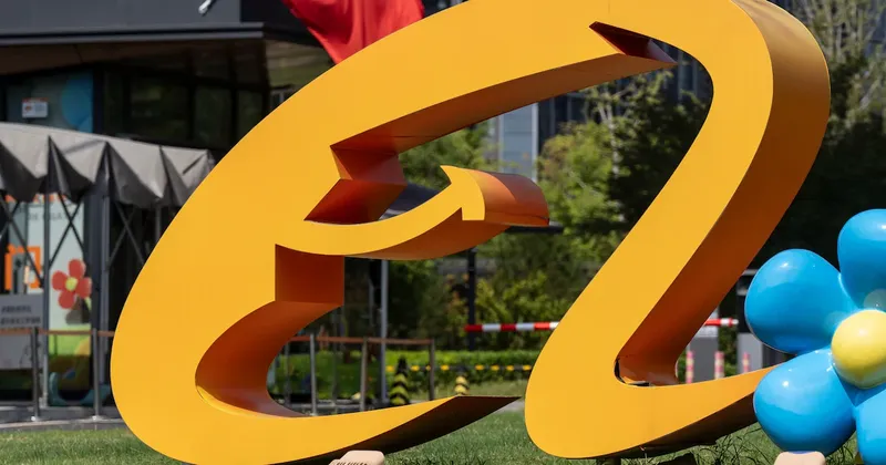 Alibaba obtiene un respiro respecto a la prohibición de ejercer presión política vinculada a las restricciones del Pentágono