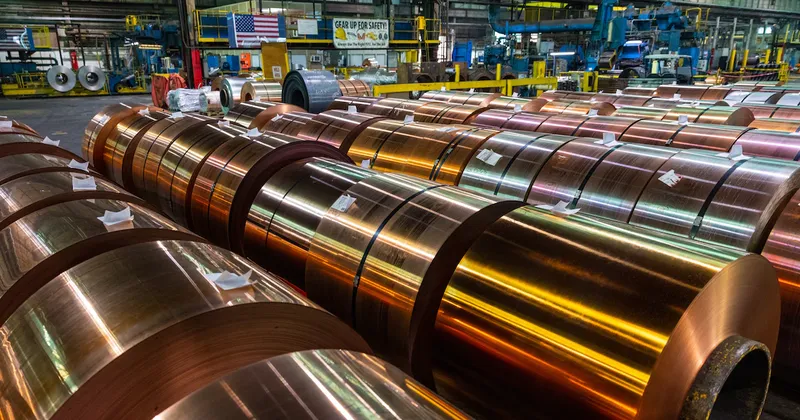 Cobre toca máximos de casi tres meses ante la expectativa de un posible arancel de Trump