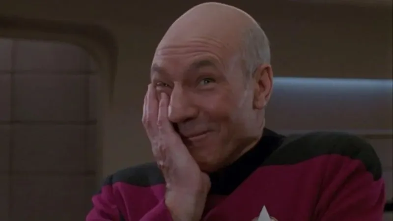 Patrick Stewart aceptó esta serie solo porque era dinero fácil y le dijeron que no se podía revivir "una serie icónica": la resucitó y vivió décadas de ella