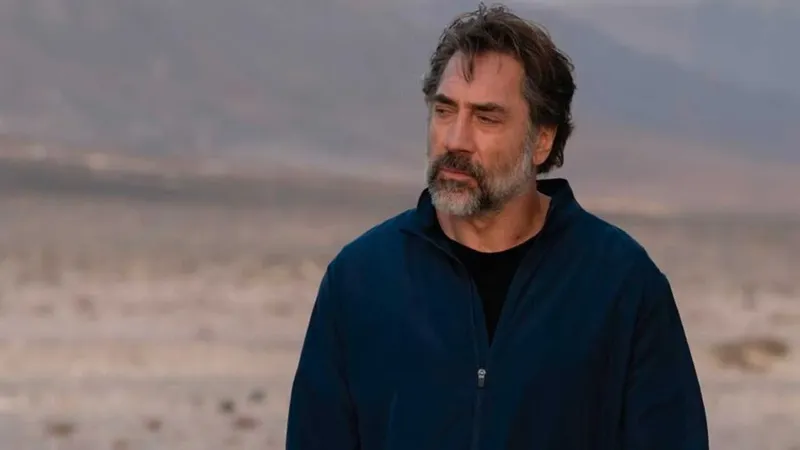 Tras 'El ser querido', Javier Bardem debuta en teatro a sus 57 años junto a su maestro: "A él le debo el actor que soy"