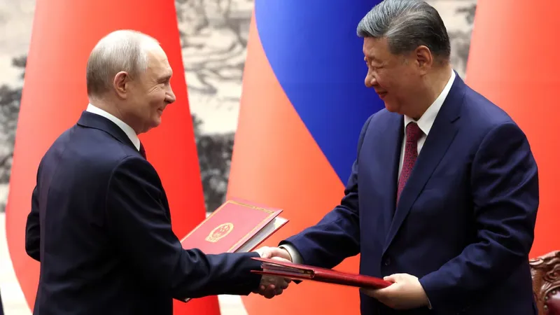 Putin destaca crecimiento comercial y alianza con Xi Jinping en China