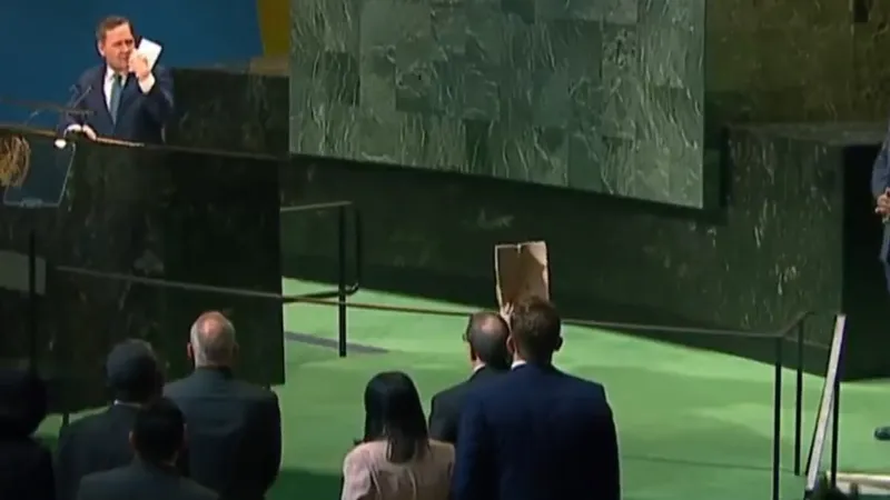 VIDEO: El embajador de EE.UU. pierde los estribos frente al canciller de Cuba en la ONU