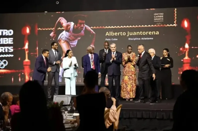 Cubano Alberto Juantorena, Atleta del Centenario Centro Caribe Sports