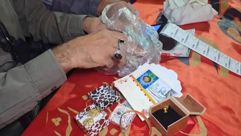 Pueblo iraní se moviliza y dona sus bienes en apoyo a la defensa del país