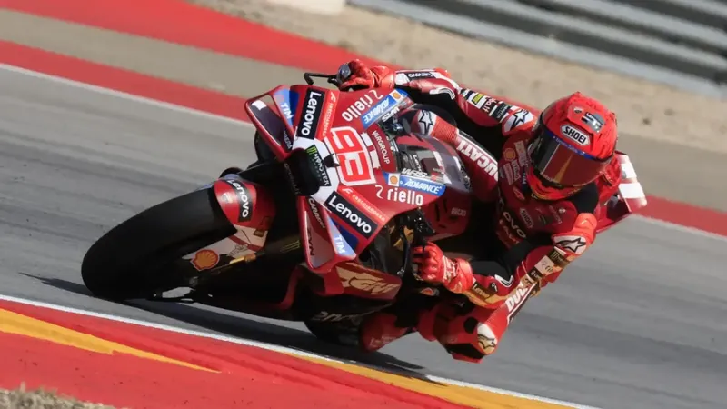 MotoGP Aragón, en directo: carrera en MotorLand con Marc Márquez, Jorge Martín, Pedro Acosta, Bezzecchi y Alex Márquez