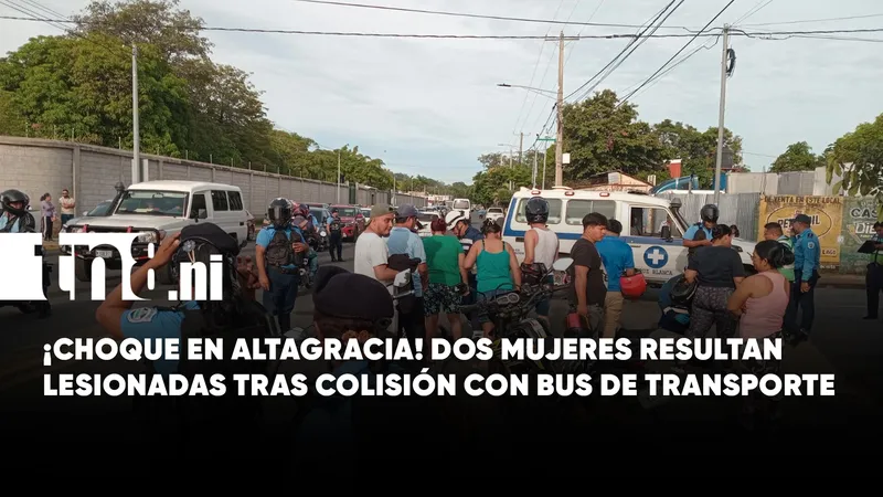 ¡Fuerte colisión en Managua! Dos mujeres quedan lesionadas tras choque con bus de la...
