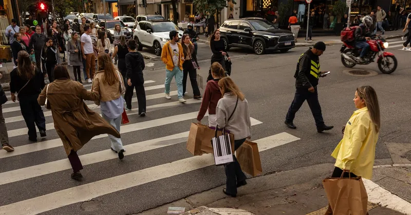 Inflación de Brasil sorprende con una desaceleración y refuerza apuestas por otro recorte de tasas