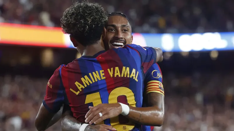 Barcelona mantiene su puntaje perfecto tras derrotar al Rayo Vallecano