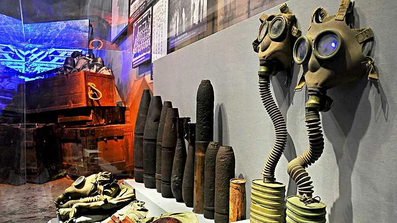 China insta a Japón a destruir armas químicas abandonadas durante la guerra de agresión
