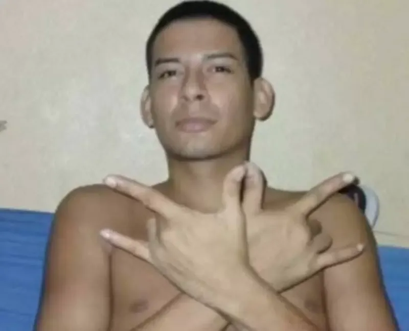 Sujetos en moto le quitan la vida a tiros a poblador del Reparto Shick
