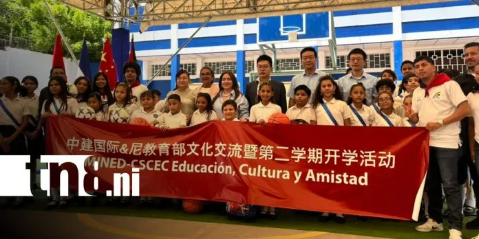 Colegio San Sebastián recibe importante donación educativa