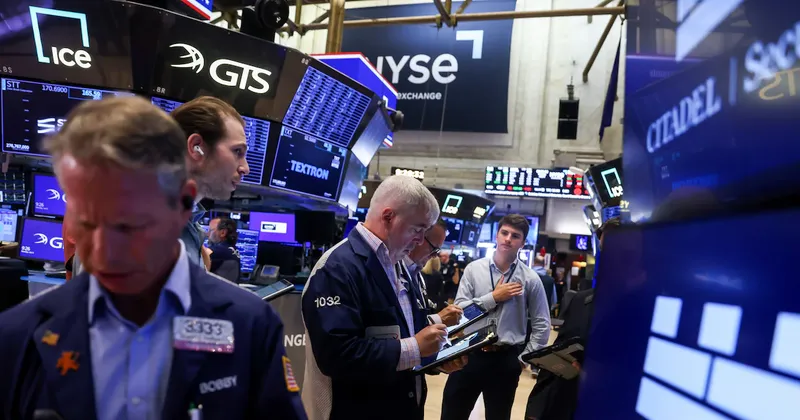 Wall Street avanza impulsado por las tecnológicas mientras persisten tensiones con Irán