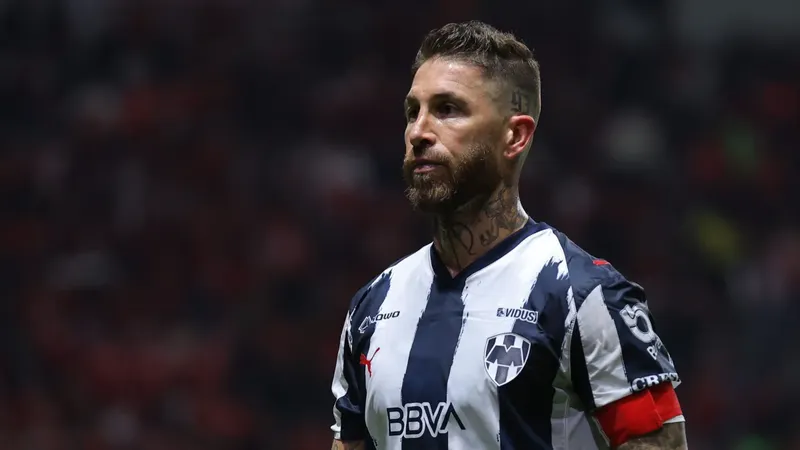 A Sergio Ramos se le acaba el tiempo para comprar al Sevilla y aún no puede ofrecer garantías de pago