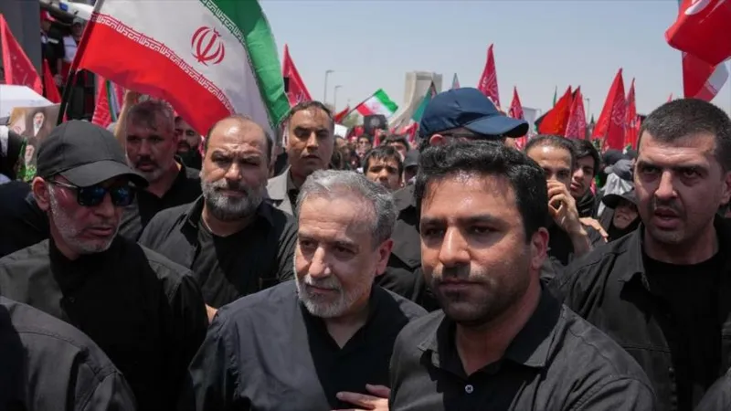 Canciller: Ni el pueblo iraní ni las FFAA se dejan intimidar por amenazas