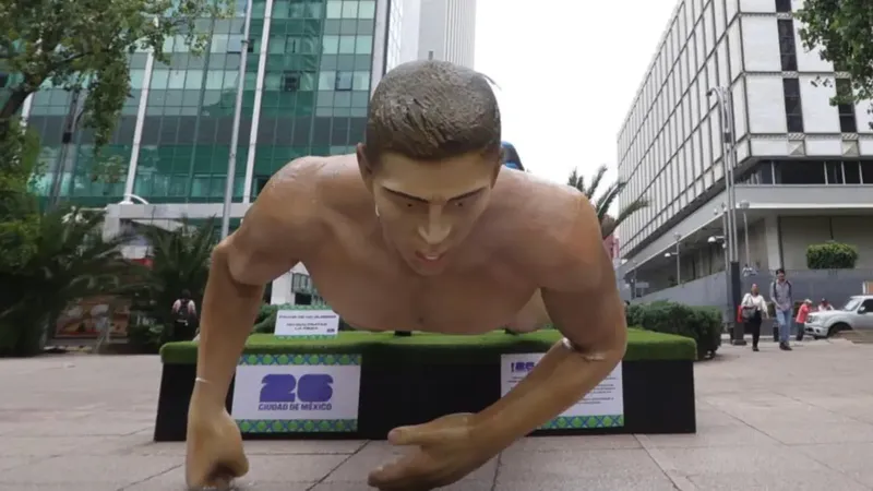 ¿Qué paso con las figuras del Mundial derribadas en Reforma, ya no se podrán ver?
