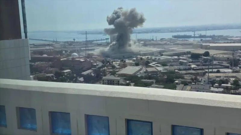 WSJ: base de la Armada de EEUU en Baréin sufrió graves daños tras ataque iraní