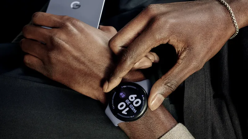 El truco que adelanta las actualizaciones en los Pixel Watch