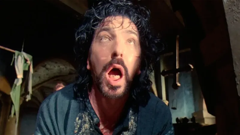 En 1990, Alan Rickman reescribió en secreto este éxito de taquilla porque el guion "era terrible" y lo convirtió en un clásico