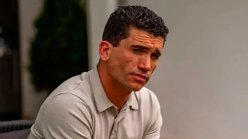 Jaime Lorente: "Si dices que eres creyente, te posicionan en un lugar político. Pero yo creo que la fe va un poquito más allá"