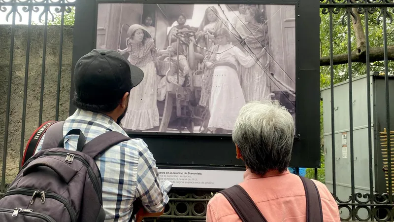 En la era del 'selfie', la Fototeca Nacional celebra 50 años de cuidar el acervo fotográfico de México
