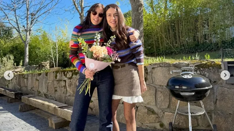 Así es la casa de Luis Tosar y Luisa Mayol en una exclusiva zona de Madrid: mucha zona exterior, barbacoa y vecinos famosos
