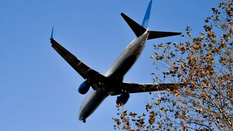 Moscú rechaza las notificaciones de Ucrania sobre la supuesta inseguridad del espacio aéreo ruso