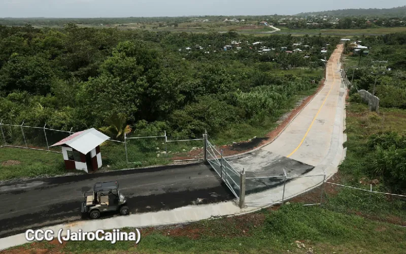 Gobierno Sandinista transforma Bluefields: aeropuerto modernizado y nuevo instituto impulsan progreso