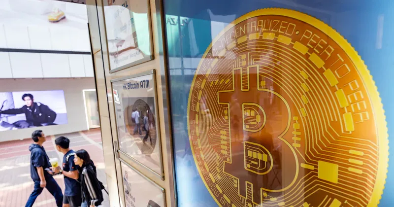 ¿El bitcoin ya tocó su piso? Tres miradas distintas sobre el mercado cripto