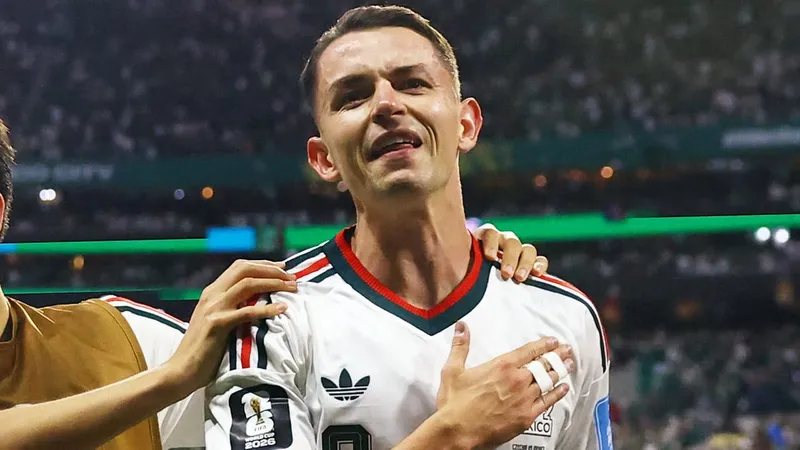 Álvaro Fidalgo agradeció al América tras debutar en Champions