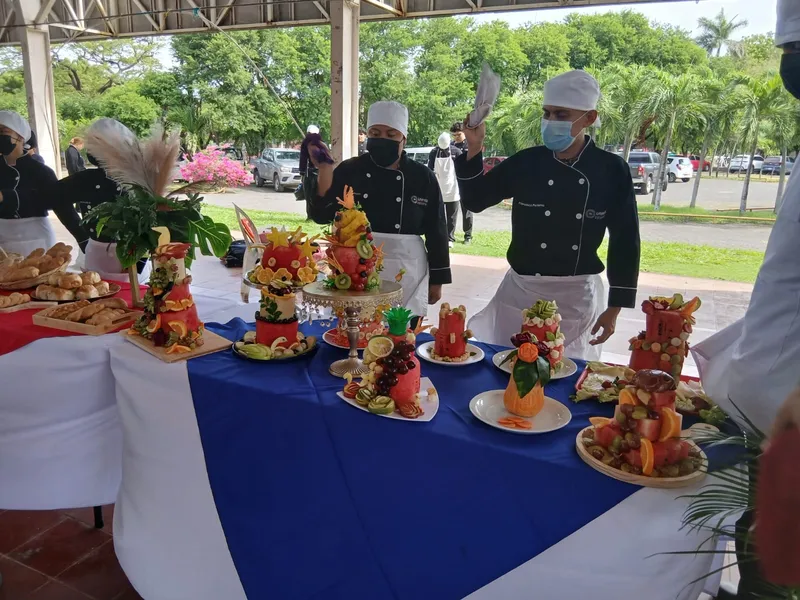 Desarrollan congreso de gastronomía y alimentación saludable