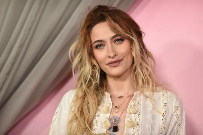 Paris Jackson cuenta cómo el consumo de sustancias afectó su vida