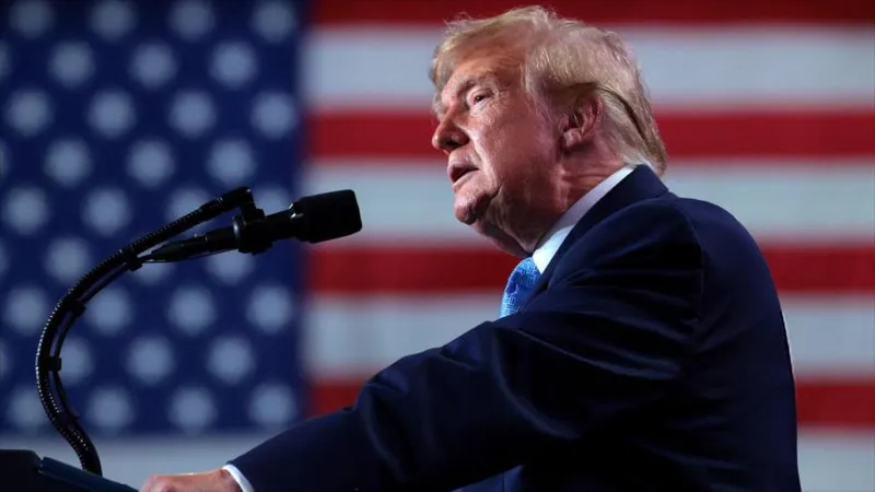 El ego de Trump en acción: bautizar el Atlántico como el Océano de América