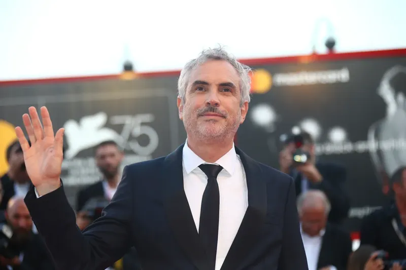 Alfonso Cuarón producirá la serie live-action de “Dungeons & Dragons” para Netflix