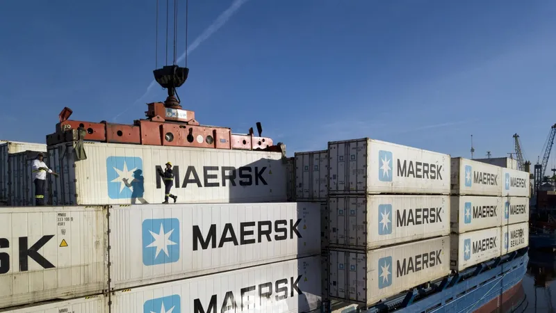 Vuelco en el transporte de contenedores: Maersk desvía sus buques de Ucrania a Rumanía por los riesgos del conflicto