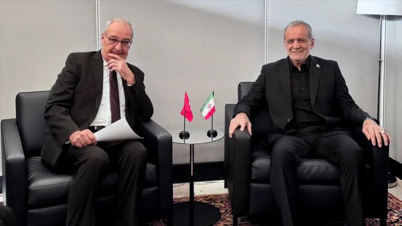 Pezeshkian: Irán resistirá la presión y las políticas basadas en la fuerza